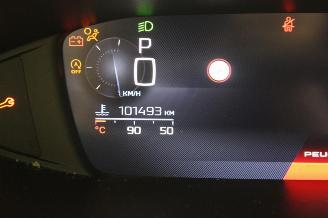 Peugeot 308  picture 12