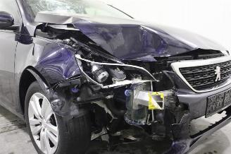 Peugeot 308  picture 8