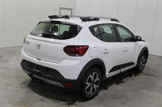 Dacia Sandero  picture 3