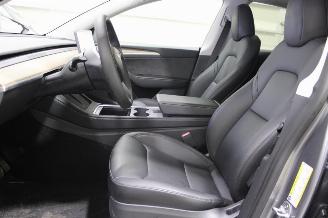 Tesla Model Y  picture 10