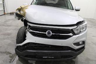 Ssang yong Musso  picture 5