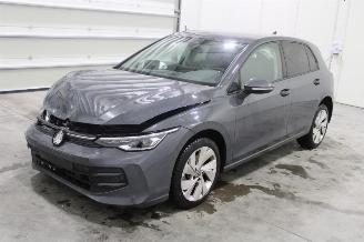 damaged passenger cars Volkswagen Golf  2025/1