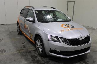 Skoda Octavia  picture 2