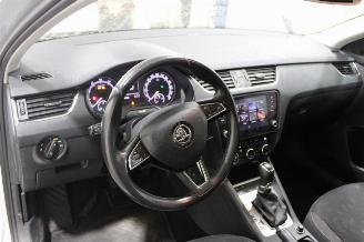 Skoda Octavia  picture 10