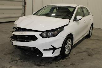 Coche accidentado Kia Cee d cee'd 2024/9