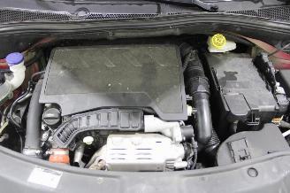 Peugeot 208  picture 16