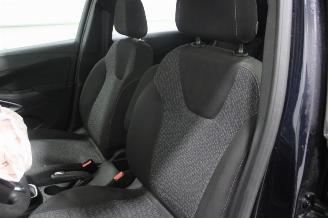 Opel Crossland X picture 24