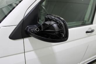 Volkswagen Transporter T6 picture 23