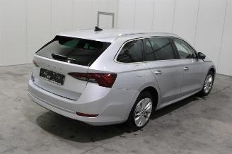 Skoda Octavia  picture 3