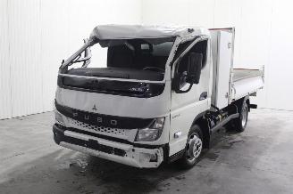 Coche siniestrado Mitsubishi Canter  2024/4