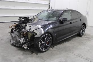 Auto da rottamare BMW 5-serie 545 2021/1
