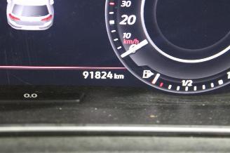 Volkswagen Golf  picture 13
