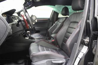 Volkswagen Golf  picture 11