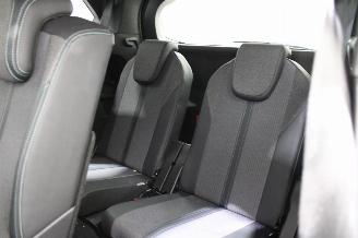 Peugeot 5008  picture 12