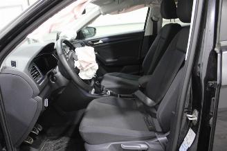Volkswagen T-Roc  picture 10