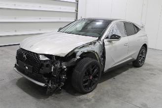 krockskadad bil auto DS Automobiles DS 4 DS4 2023/7