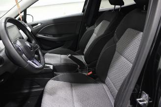 Renault Clio  picture 10