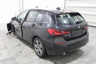 BMW 1-serie 116 picture 4