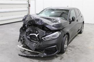 Autoverwertung BMW 1-serie 116i 2023/4