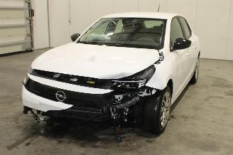 damaged passenger cars Opel Corsa  2025/9