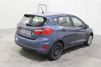 Ford Fiesta  picture 3