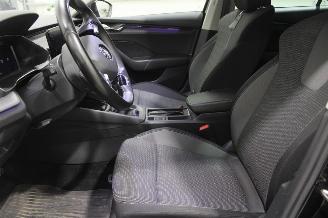 Skoda Octavia  picture 10