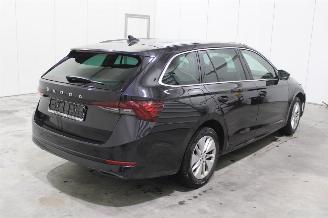 Skoda Octavia  picture 3