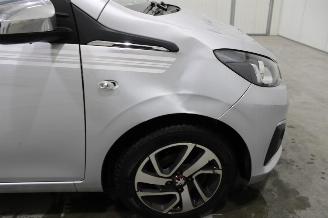 Peugeot 108  picture 7