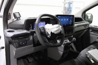 Ford Transit  picture 17