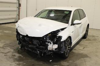 Avarii autoturisme Volkswagen Golf  2020/9