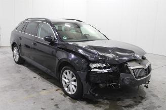 Skoda Superb  picture 2