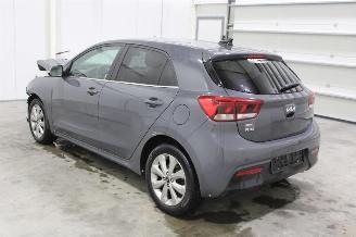 Kia Rio  picture 4