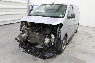 skadebil auto Peugeot Expert  2023/6