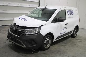 Schadeauto Renault Kangoo  2024/9