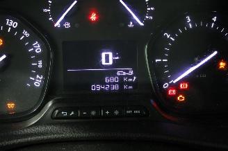 Peugeot Expert  picture 12