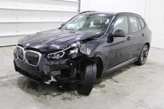 Schadeauto BMW iX3  2024/3