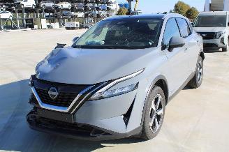 damaged passenger cars Nissan Qashqai  2024/5