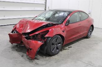 Damaged car Tesla Model 3  2021/9