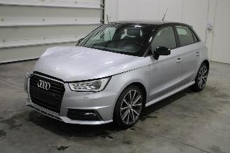 krockskadad bil auto Audi A1  2016/8