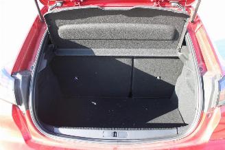 Peugeot 208  picture 19