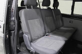 Volkswagen Transporter T6.1 Combi picture 12