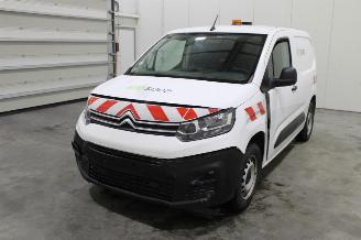 Schadeauto Citroën Berlingo  2021/11