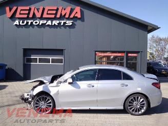 Auto da rottamare Mercedes A-klasse A Limousine (177.1), Sedan, 2018 / 2026 2.0 A-250 Turbo 16V Mild Hybrid 4Matic 2024