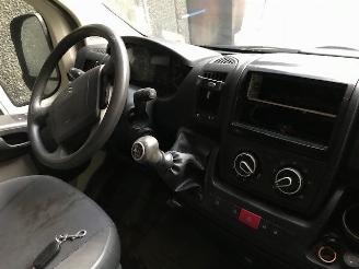 Citroën Jumper (U9) Van 2013 2.2 HDi 110 Euro 5 Bestel  Diesel 2.198cc 81kW (110pk) FWD picture 17