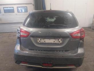 Suzuki SX4  picture 2