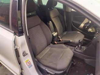 Volkswagen Polo Polo V (6R), Hatchback, 2009 / 2017 1.4 TDI picture 14