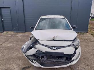 Hyundai I-20 i20, Hatchback, 2008 / 2015 1.2i 16V picture 2