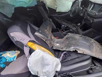 Hyundai Tucson Tucson (TL), SUV, 2015 1.6 GDi 16V 2WD picture 16