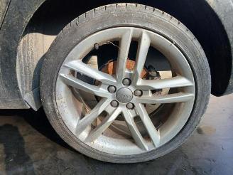 Audi A1 A1 Sportback (8XA/8XF), Hatchback 5-drs, 2011 / 2018 1.6 TDI 16V picture 27