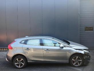 Volvo V-40 V40 (MV), Hatchback 5-drs, 2012 / 2019 2.0 D2 16V picture 12